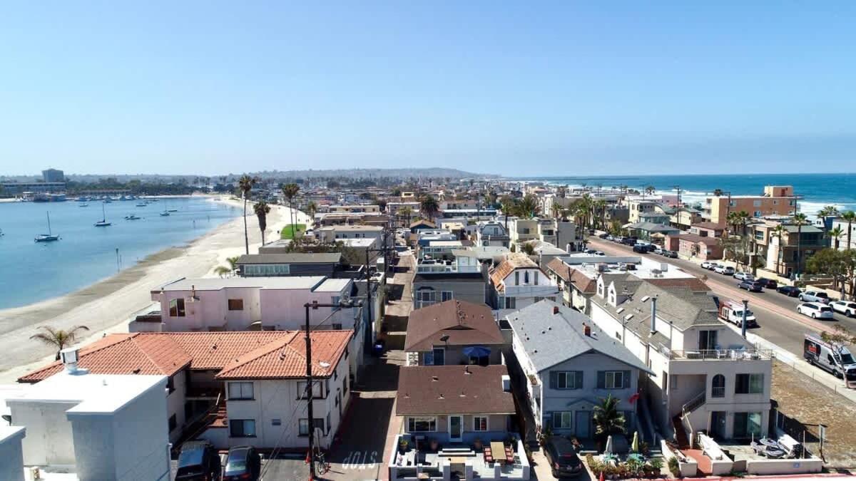 Apartment 2bed 2bath Steps To The In Mission And Bay *