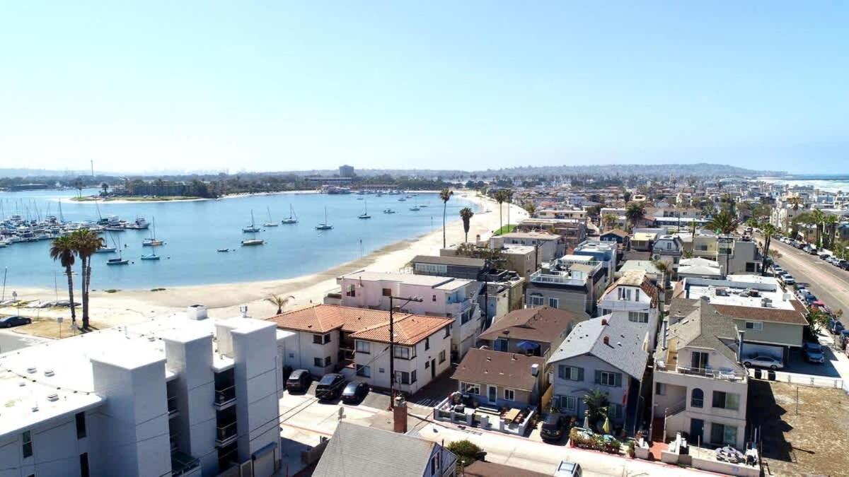 2bed 2bath Steps To The In Mission And Bay San Diego